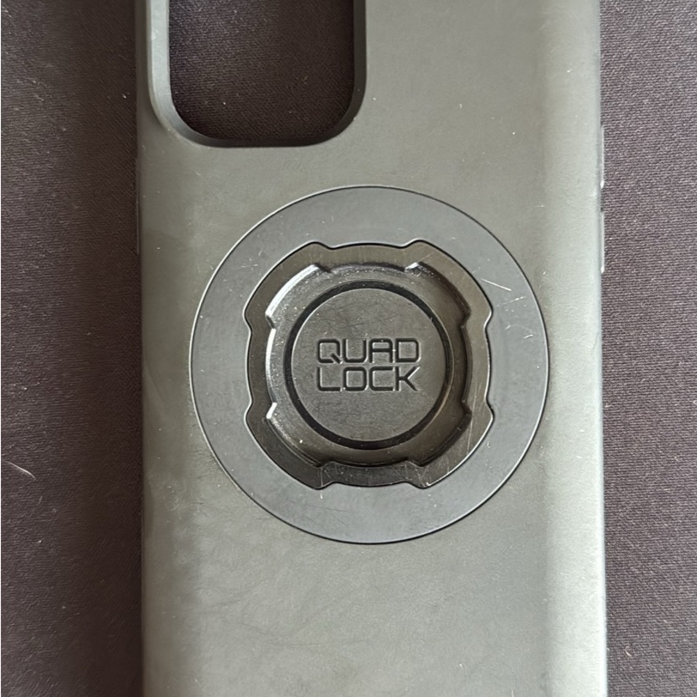 Quad lock MagBack iPhone 12 Pro case